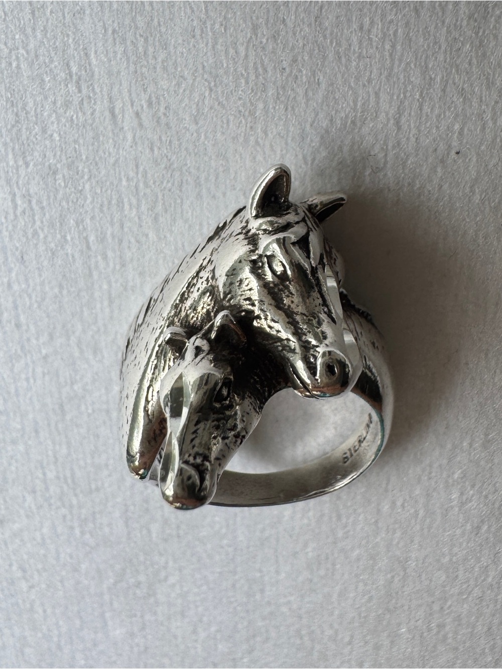 Sterling Silver 925 Horse and Mare Band Ring Size 5.5 Signed Solid 8 Grams
